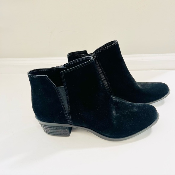 Lucky Brand Bessie Suede Ankle Boot - Picture 2 of 11